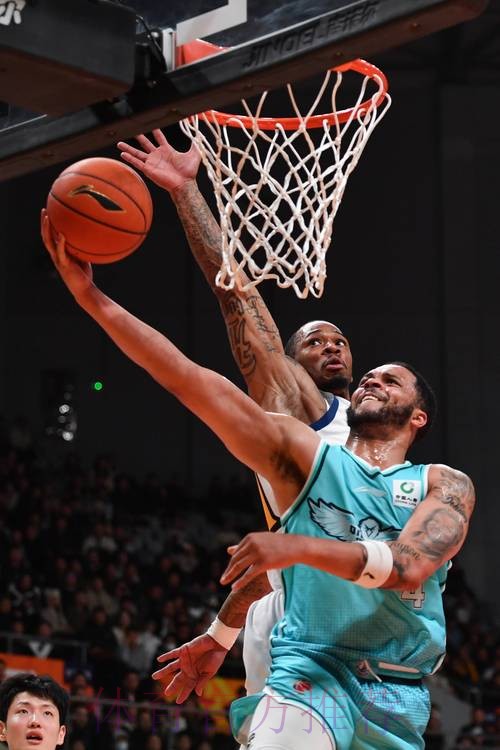 浙江方兴渡战胜青岛崂山啤酒